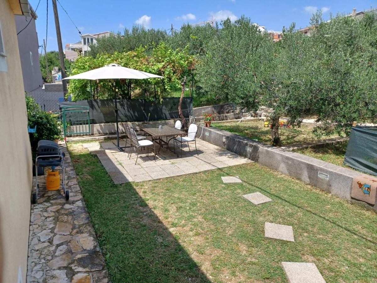 Lara Apartment Solin Exterior photo