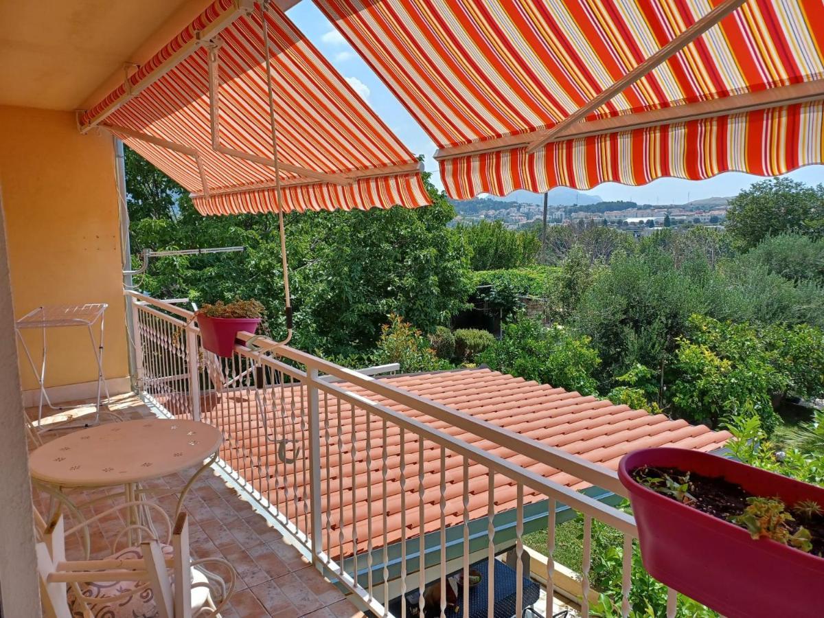 Lara Apartment Solin Exterior photo